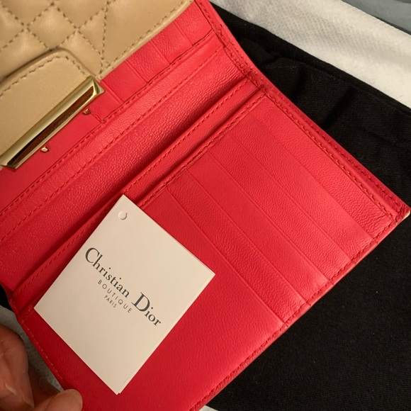 💯authentic Dior cannage lambskin beige and pink mid wallet⭐️ - Picture 6 of 17